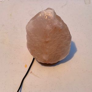 Salt rock lamp (lights up rainbow)